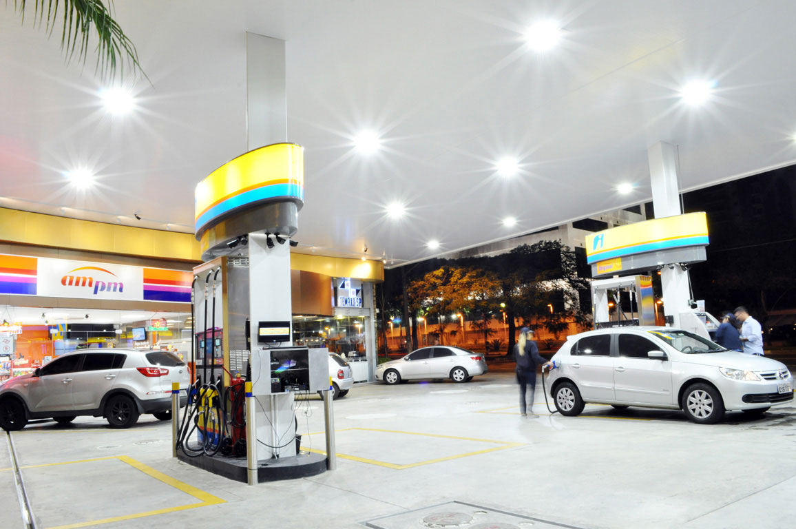 projeto-realizado-vista-iluminação-led-conexled-posto-combustível-ipiranga.jpg